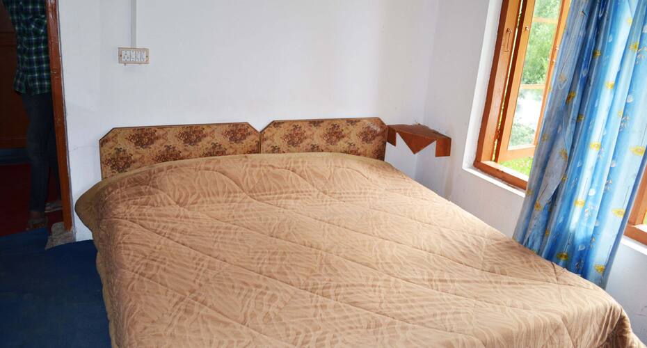 Hotel Shahjahan, Pahalgam 5